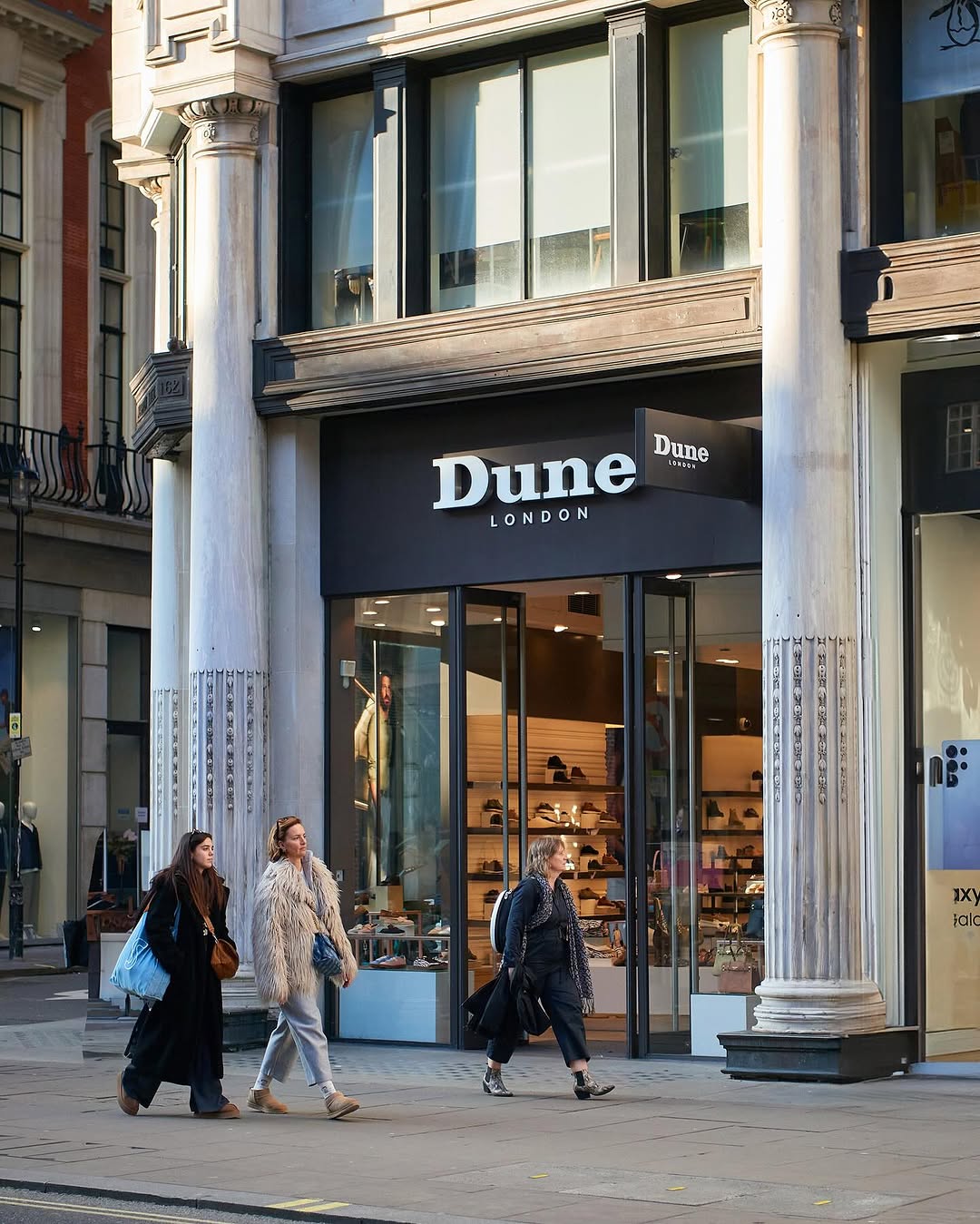 Dune London