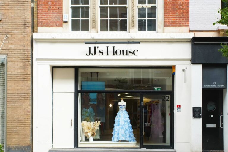 JJ’s House | First Anniversary Flash Sale